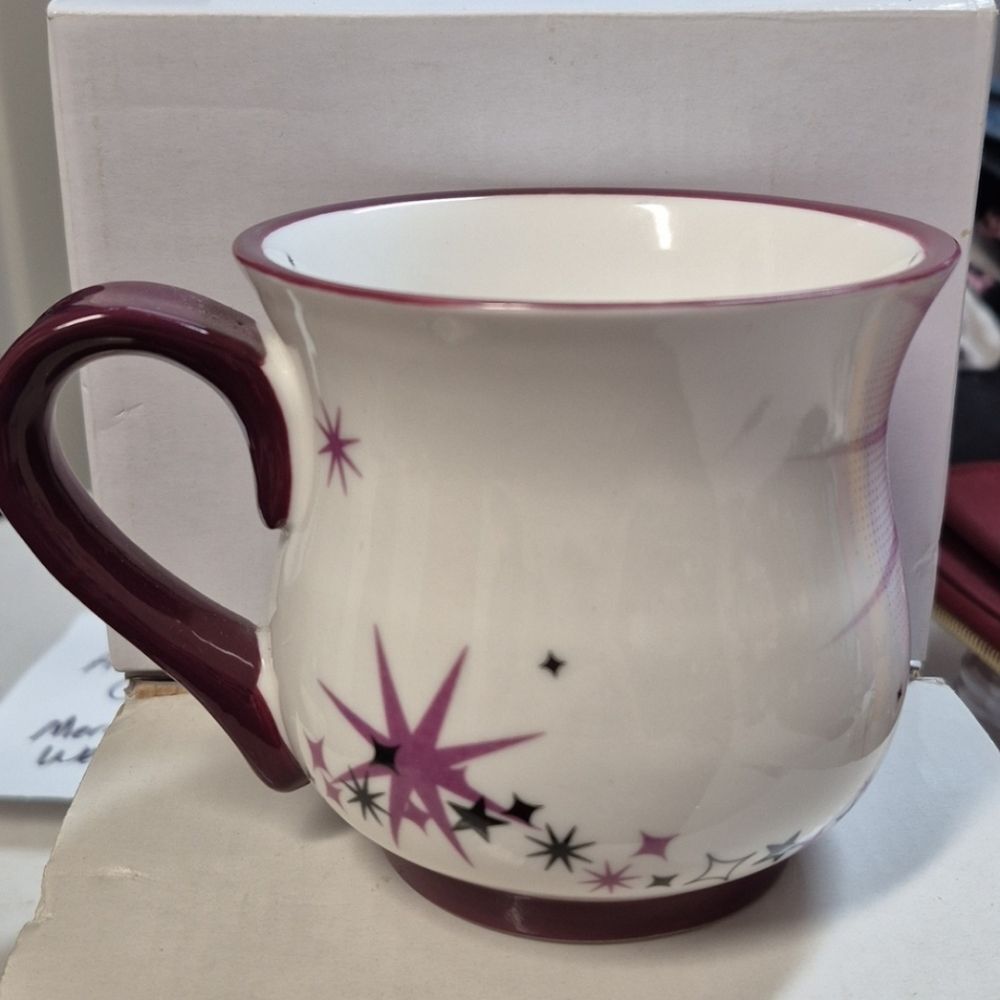 Mary Kay Project SuperStar 2010 Purple and White Mugs - New